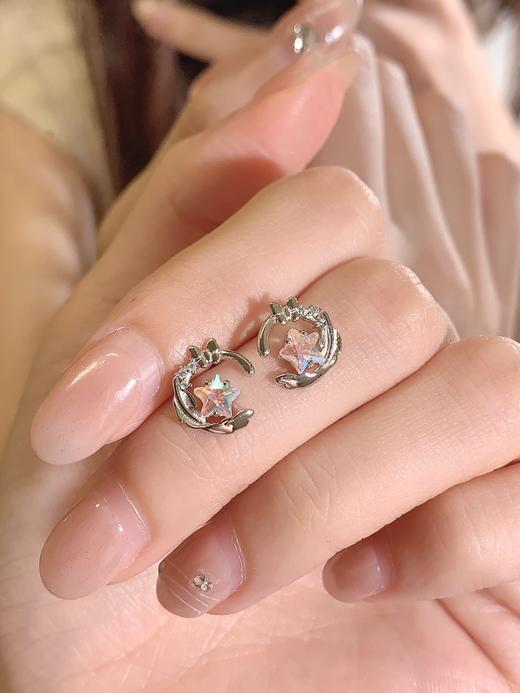 卡蒂罗KADER 羽化成蝶耳钉 闪耀银河时尚小众五角星设计梦幻浪漫精致配饰 甜美少女心灵动吸睛 商品图5