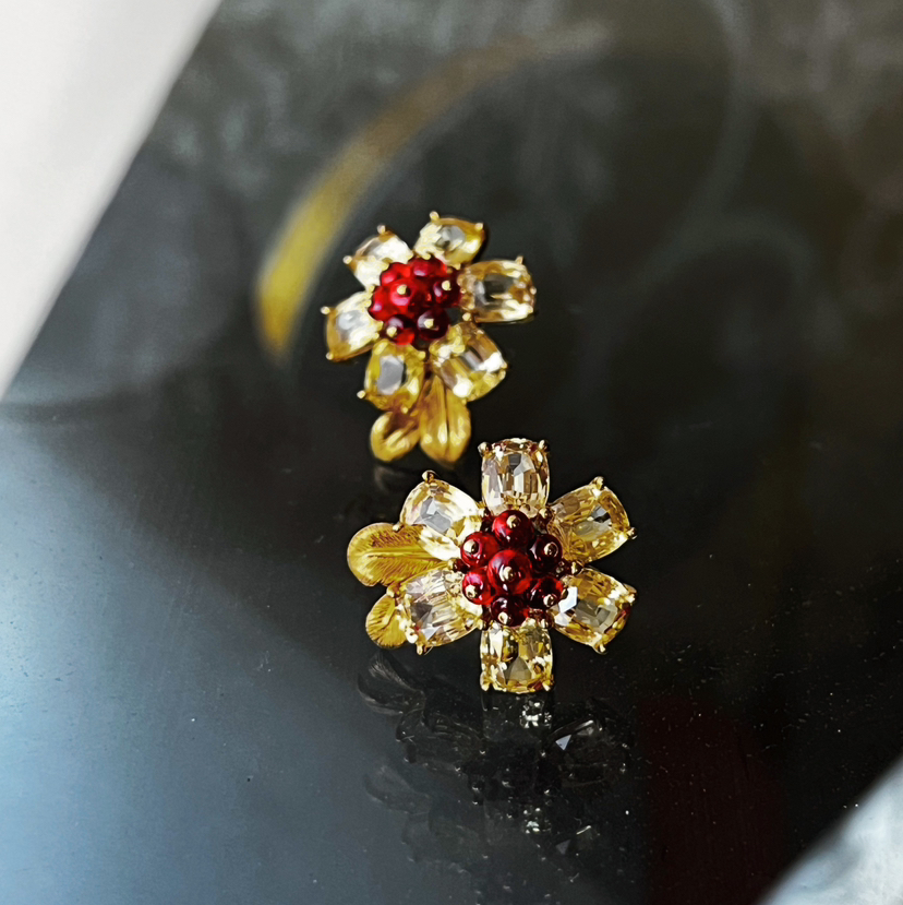 BY EVITA系列 花语 18K镶天然尖晶石和黄色蓝宝石 耳钉