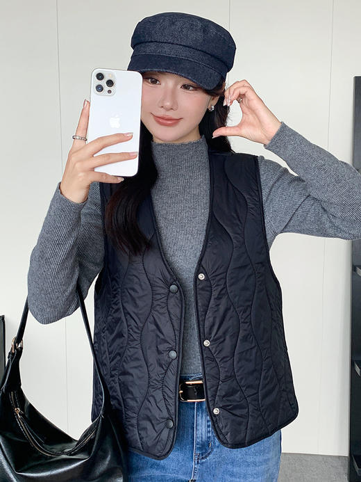 【轻奢时尚又轻薄❗️亲肤持久锁温】超轻薄马甲内外穿2025新款春秋冬季坎肩打底羊毛保暖宽松外套女装。hb 商品图3