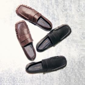 PRETTY RIVER植鞣革方头褶皱乐福