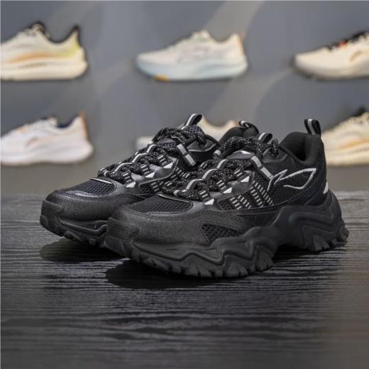 李宁男子2025秋季防滑透气休闲鞋老爹鞋AGCV375-2 商品图2