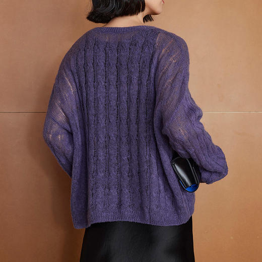 馥迦高级优雅薄款圆领镂空针织衫 商品图2