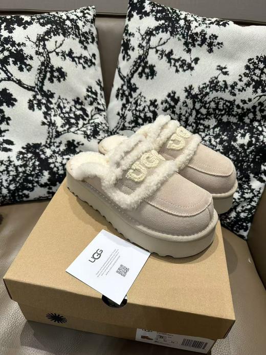 UGG 小胖丁羊毛雪地靴 拖鞋（XR） 商品图1