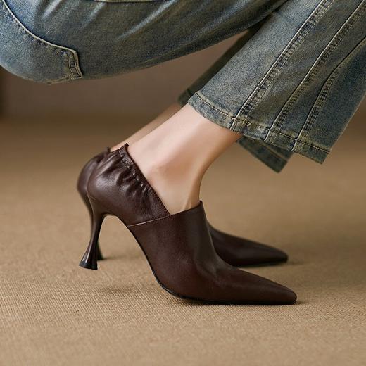 【预售5天】法式尖头细跟踝靴女秋冬羊皮深口单鞋气质高跟短靴QS&769 商品图3