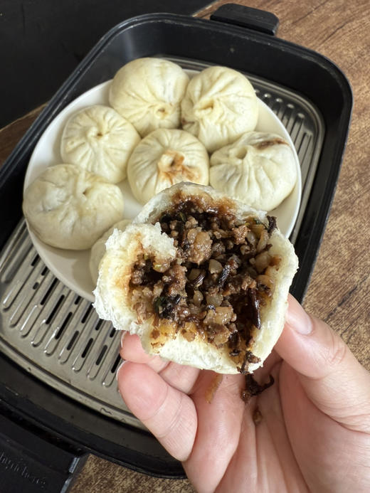 早餐新选择 两头乌土猪肉制作的梅干菜肉包&香菇酱肉包&肉麦饼&豇豆肉麦饼上线～ 商品图0