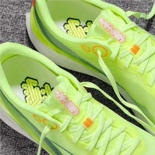 李宁男子2025春秋回弹轻便防滑缓震跑步鞋运动鞋ARPV003-4 商品图2