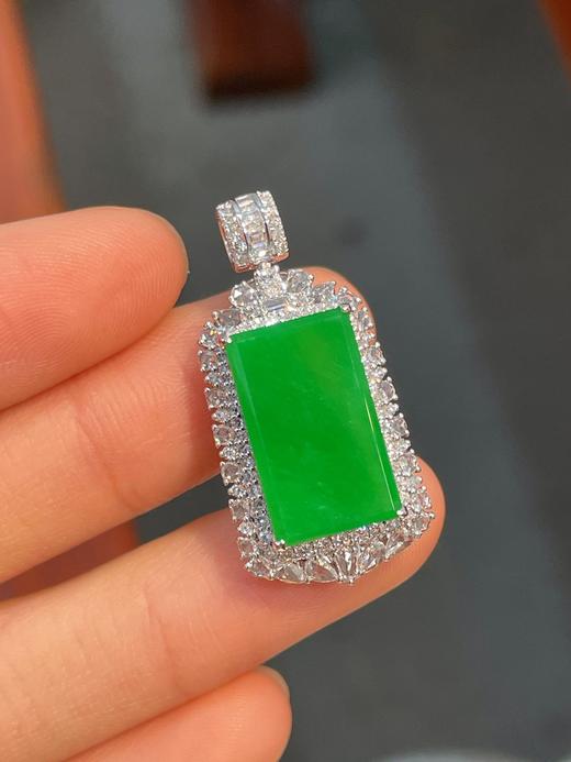 无事牌翡翠吊坠 商品图2