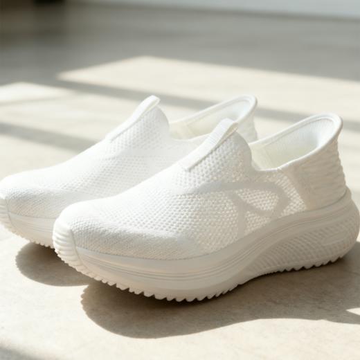 【静思书轩】高弹透气轻便休闲日常通勤运动鞋白色一脚蹬男女同款 商品图6