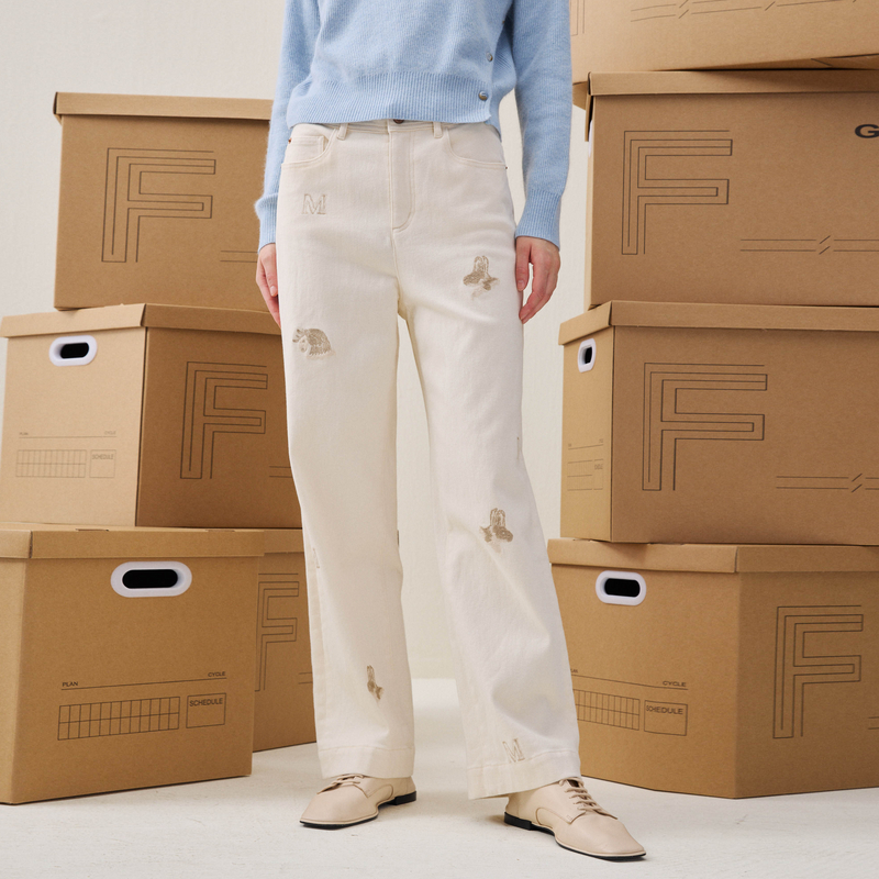 谜底直筒白色牛仔裤长裤2025年冬季新品亲肤绣花宽松女254MJ1478