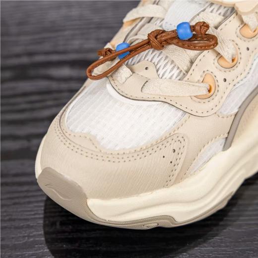 李宁女子2025秋季透气老爹鞋休闲鞋AGCV276-3 商品图3