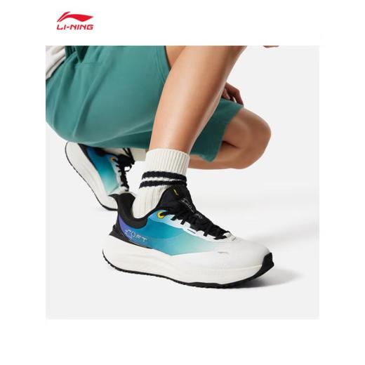 李宁男子2025春秋防泼水柔软休闲鞋运动鞋AGLV003-3 商品图2