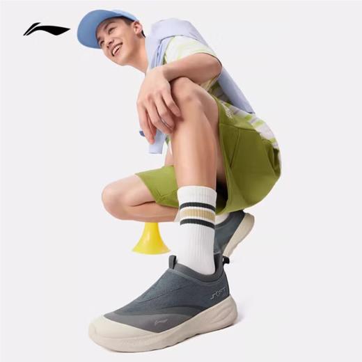 李宁男子2025春秋一脚蹬柔软休闲鞋运动鞋AGLV005-11 商品图0