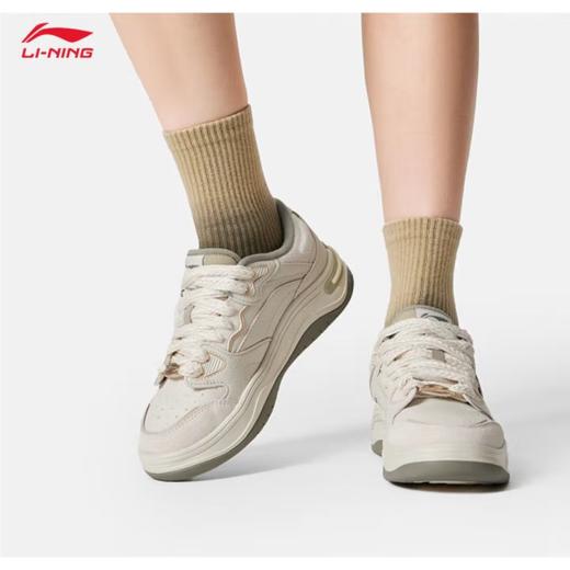 李宁女子2025春秋防滑板鞋休闲鞋AGCV008-1 商品图0