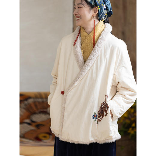 牧衣游原创 手工刺绣60支纯棉短外套女白色抗寒加厚保暖开衫 汀白 商品图2