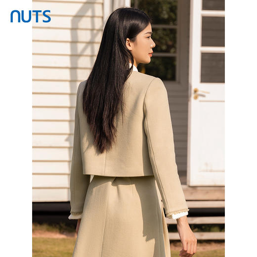 NUTS商场同款秋冬款设计感时尚气质百搭直筒短款外套女4420401A1 商品图4
