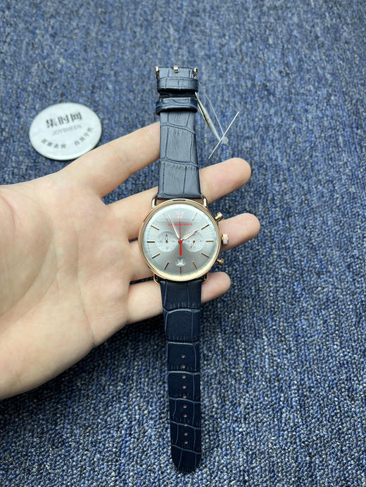 原单阿玛尼ARMANI男表 AR11123男士腕表
表壳：316L精钢
机芯：原装进口石英机芯 商品图0