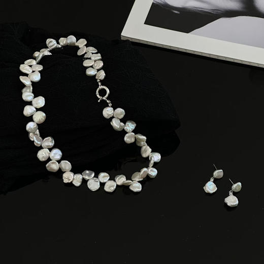 大号花瓣套装来一组。耳坠+项链组合，一套入手。高品质厚肉花瓣珍珠，这个还是比较少见的！ji强光 商品图2