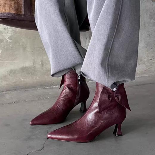 【预售5天】新款尖头蝴蝶结中跟女靴柔软显瘦气质及踝靴法式真皮高跟短靴QQJ&JZ-2132 商品图1