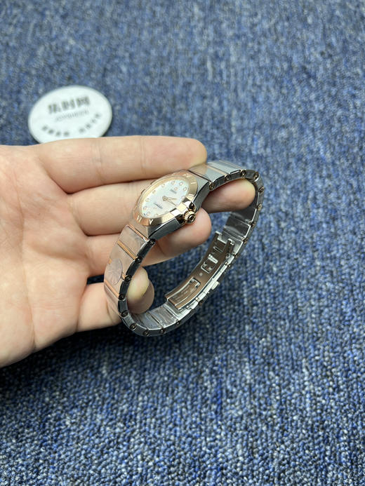 欧米茄 OMEGA CLF星座系列 星座女款28mm 女士腕表 瑞士石英机芯 商品图3