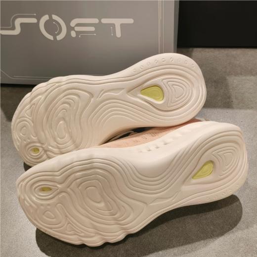 李宁女子2025秋季透气柔软休闲鞋AGLV010-10 商品图3