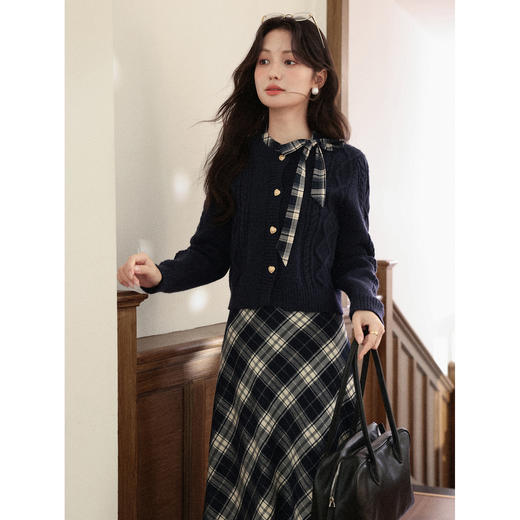 鹿向南「绒冬格调」蓝色圆领法长袖式针织开衫秋冬外搭温柔毛衣女DYL662051 商品图1