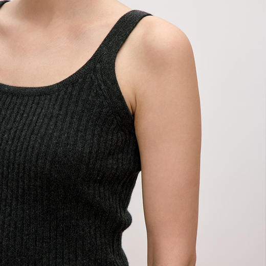 东黎 • 你本珍贵 万物共生-背心 山羊绒女士打底方领背心 5484 商品图7