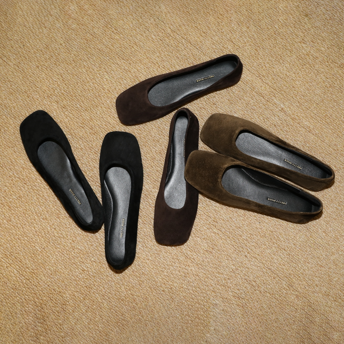 PRETTY RIVER翻毛皮平底芭蕾鞋