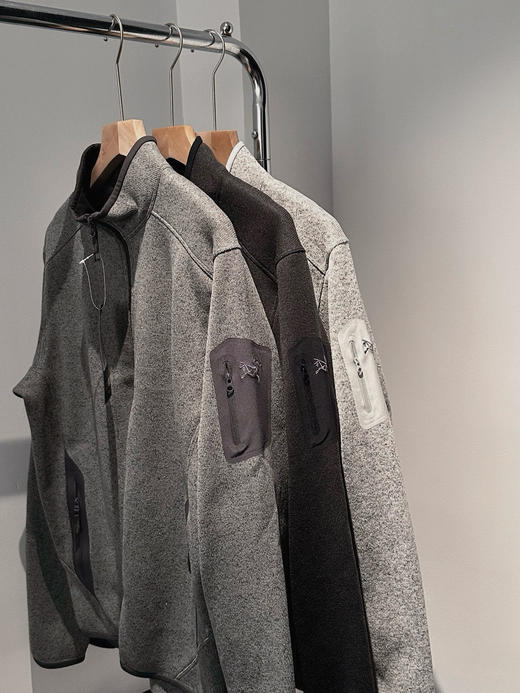 大爆款🔥🔥重磅‼️‼️鸟🐦𝐂𝐨𝐯𝐞𝐫 𝐜𝐚𝐫𝐝𝐢𝐠𝐚𝐧抓绒衣 男女款 商品图9