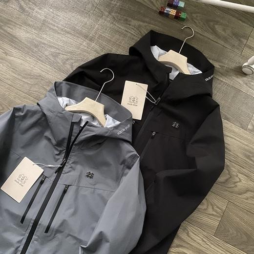 可隆 25Aw 硬壳压胶冲锋衣  男女同款 商品图5