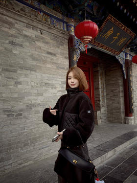 alo Sherpa Edge Bomber立领短款夹克外套（SS）