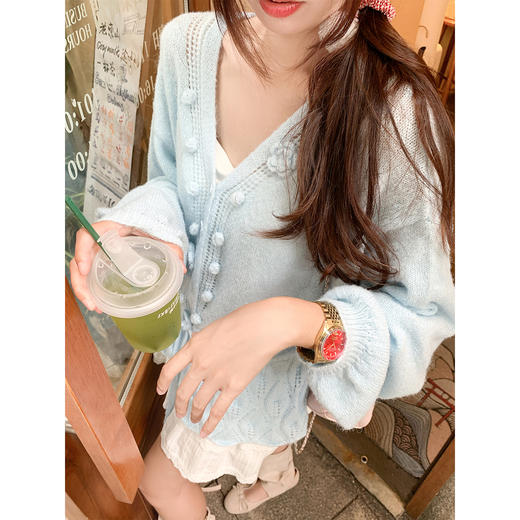 【169元任选2件】现货！v领蓝色长袖镂空针织衫 商品图3