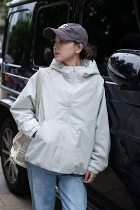 男女同款波司登新款三防冲锋衣90绒新国标双面穿羽绒服