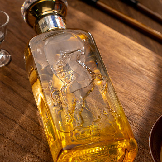 【每一瓶都浸泡一根5年的人参】椰岛参酒-龙马参珍52%vol 露酒 500ml*2 商品图2