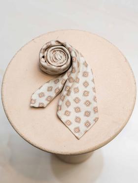 Kenji Kaga 七折无里衬领带