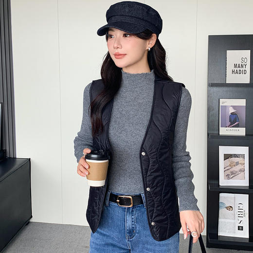 【轻奢时尚又轻薄❗️亲肤持久锁温】超轻薄马甲内外穿2025新款春秋冬季坎肩打底羊毛保暖宽松外套女装。hb 商品图5