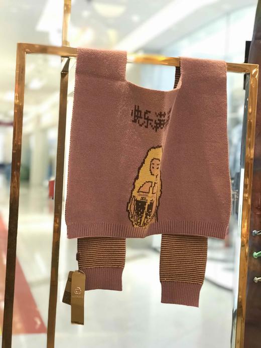 优品堂《独树一帜》两用围巾 商品图13