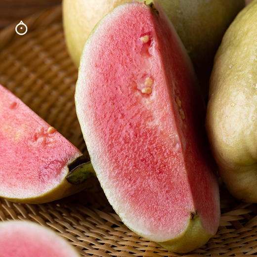 10天内发 企鹅市集|福建漳州 双拼芭乐 软心白玉芭乐/红心莓果芭乐 香甜软糯 商品图1