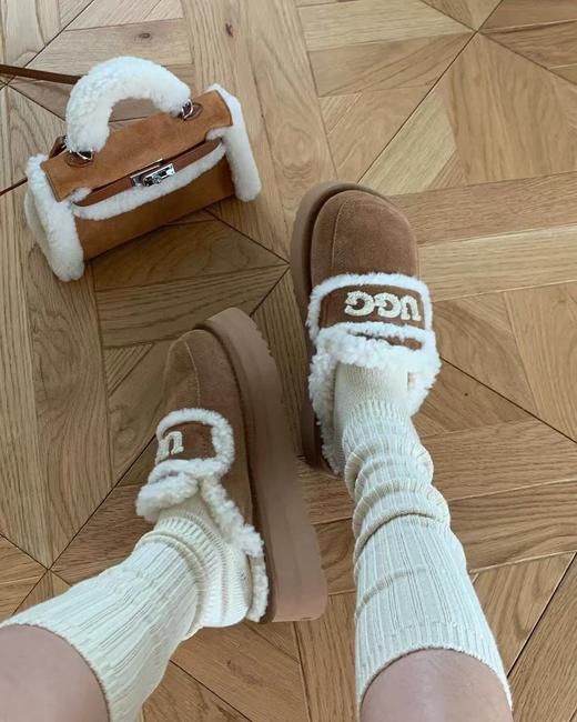 UGG 小胖丁羊毛雪地靴 拖鞋（XR） 商品图3
