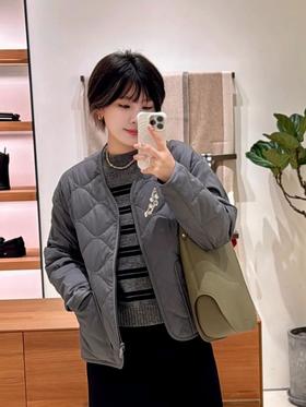 【高品质私服】【IC羊毛混纺平纹布羽绒服】精纺面料 舒适温暖 细腻光洁  G1567-CC【无标出货 介意慎拍】