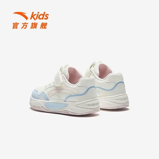 【春上新】【6.8折】8楼 安踏儿童女小童板鞋2025秋季新款舒适防滑耐磨儿童犟弹闪灯休闲板鞋 吊牌价：349 活动价：237.32 商品图1