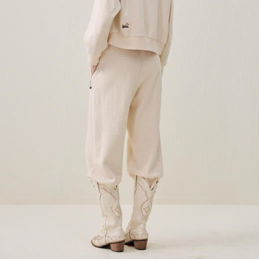 谜底束脚裤九分裤2025年冬季新品柔软亲肤运动休闲裤女254MK1677 商品图2