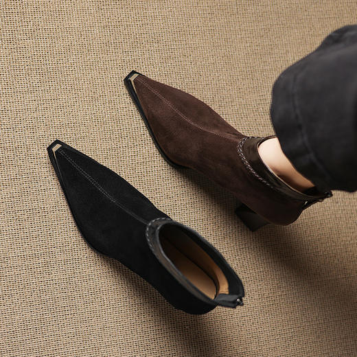 【预售5天】法式短靴女粗跟秋冬后拉链棕色气质高跟马丁靴显瘦V口瘦瘦靴DPJ&7178 商品图4