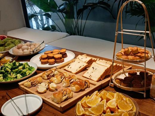 【大邑西湖丨归憩·隐岛度假私汤民宿】周末不加价！498元起抢隐奢西湖大床房+精致早餐+西湖游船等3选1＋免费垂钓等！奔赴归憩隐岛，解锁山湖间的治愈慢生活！ 商品图2