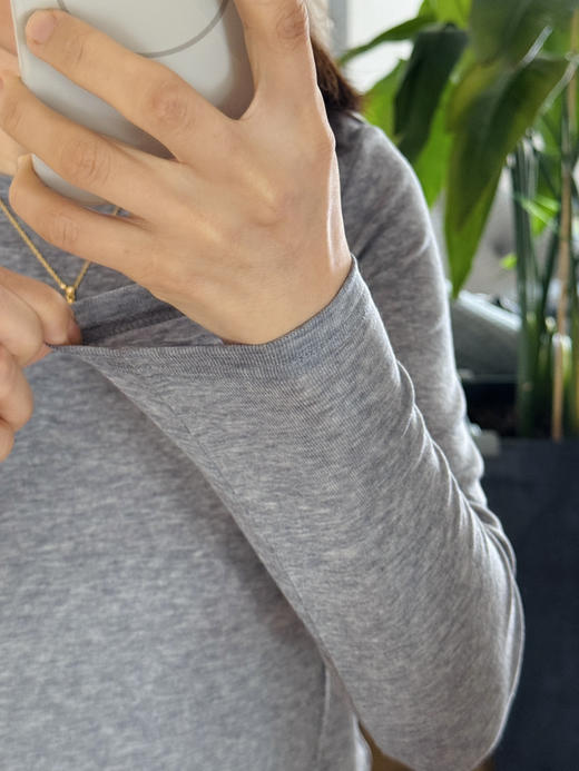 吐血推荐-体感爆舒服！天丝薄羊毛T恤打底衫【包邮+三天无理由退换】 商品图6