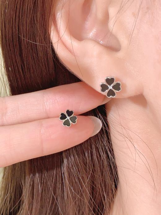 卡蒂罗KADER 幸运四叶草系列 心动四叶草耳钉 可爱甜美女生好运小众简约心动光芒环绕爱心设计感睡觉免摘耳饰 商品图4