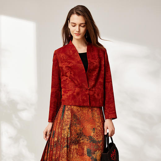 TANGYcollection2025冬季新品商场同款V领提花植物染外套L254023 商品图1