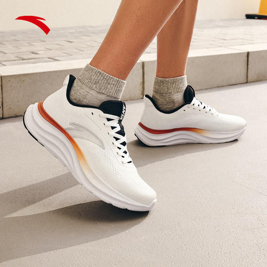 安踏（ANTA）轻云2丨跑步鞋网面轻质透气软底运动鞋耐磨回弹休闲鞋112535509R 纸莎白/基础黑-2 商品图1