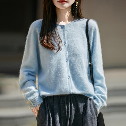 馥迦慵懒软糯拉绒拉毛无缝羊毛开衫 商品图6