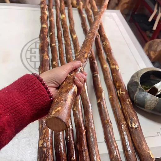 精品野酸枣棍带内皮抛光酸枣棍登山拐棍酸枣棍鞭杆武术棍健身训练棍 商品图4