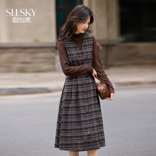 【10/23新品】熙世界老钱风穿搭毛呢背心裙套装女秋冬款针织打底衫连衣裙两件套 商品图0